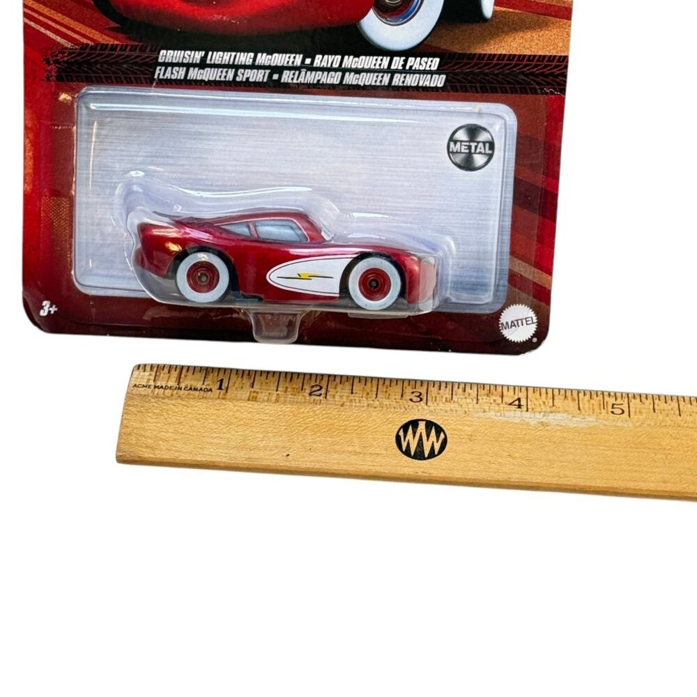 Disney Pixar Cars Crusin Lightning McQueen Mattel Metal Diecast Crusing New - Picture 4 of 4